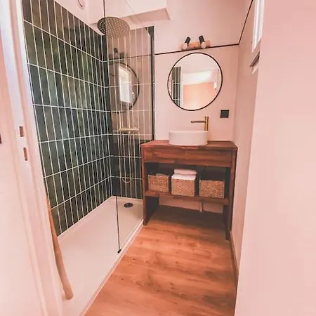 Maison Familiale Proche De La بيت للعطل *