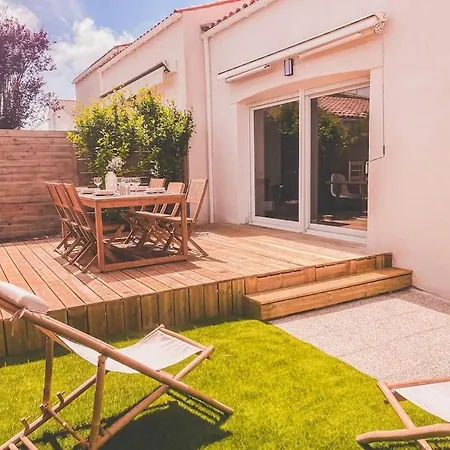 Maison Familiale Proche De La *